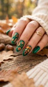 Green Velvet With Leaf Art