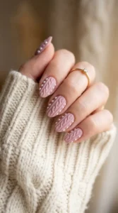 Sweater Nails with Tiny Pearls