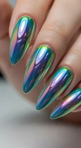 Holographic Chrome Gradient
